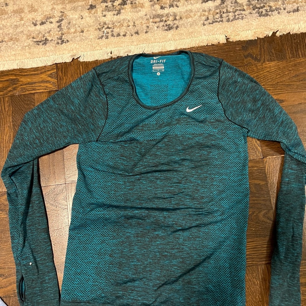 Nike Long-Sleeve Running Top